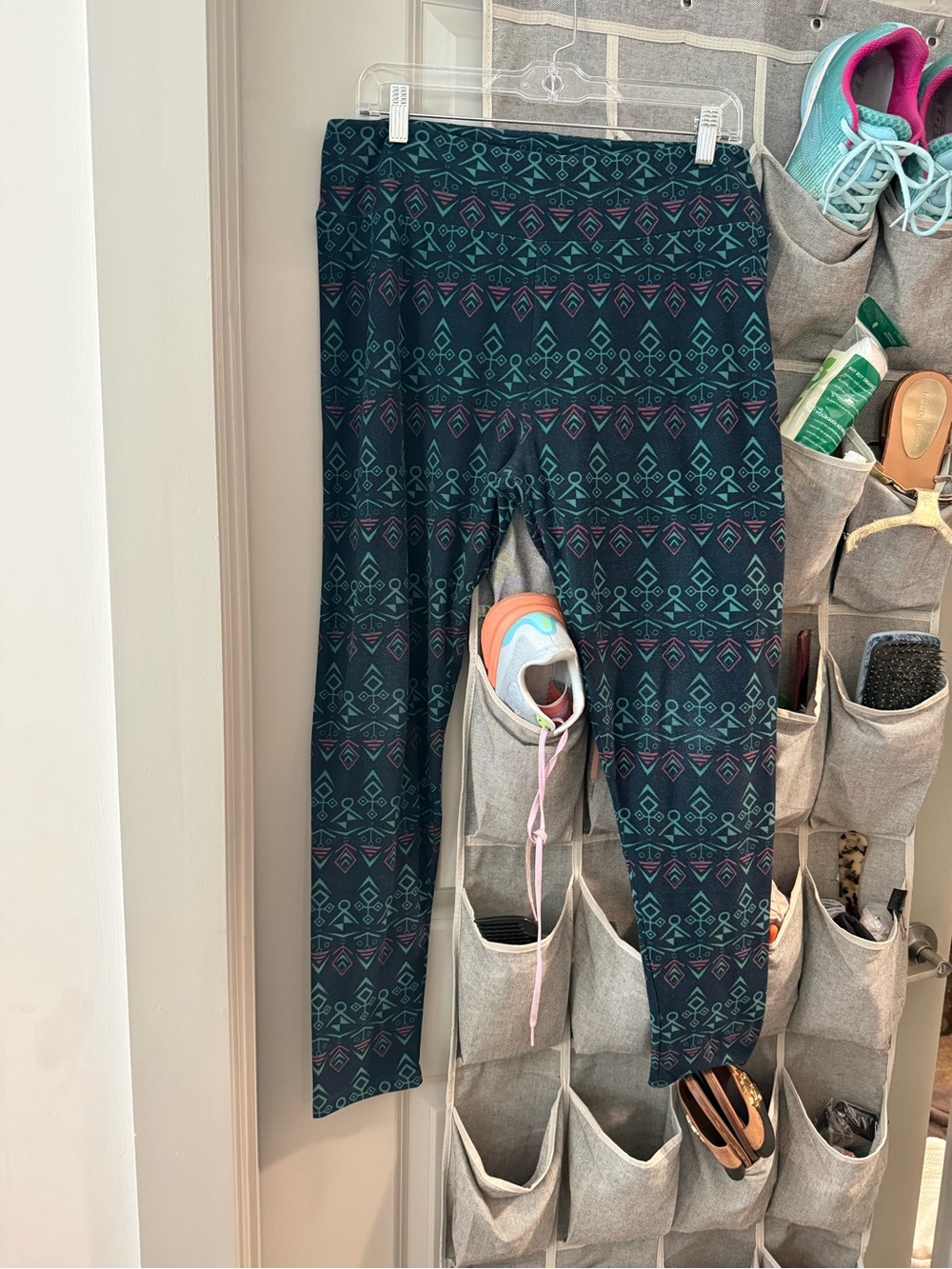LuLaRoe Leggings in Teal & Purple Geometric Print